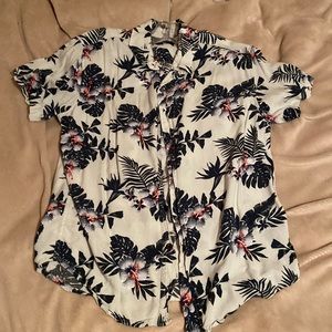 Button up Hawaiian shirt